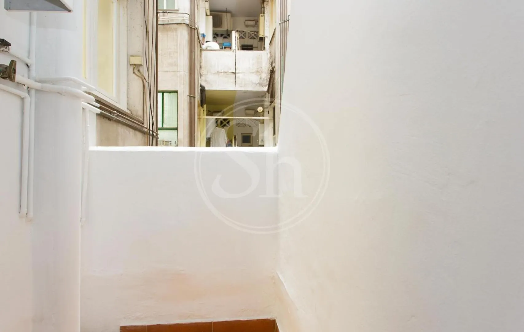 Design Monumental Apartment Barcelona